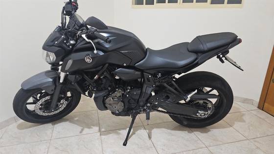 YAMAHA MT-07 ABS YAMAHA MT-07 ABS